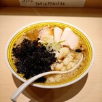 RAMEN RS 改 - 背脂中華そば 750円
             +のり玉 100円