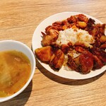 ate Mai's place - 肉モリモリプレート+スープ！スープが美味すぎる！