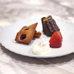 Patisserie TEN & - 