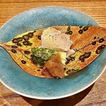 小柳寿司 - 虎河豚の炙り 梅肉ソース