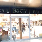 Brasserie BASEL - 京王八王子駅近くのビル1階にある「バーゼル 京王八王子店」さん。BRASSERIEでもPATISSERIEでもあるので、食事にカフェに使い勝手の良い店舗です♪