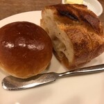 Restaurant Tiffany - パン