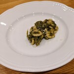 La Stalla - チーマディラーパのくたくた煮アンチョビ風味　手打ちオレッキエッテ