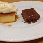 La Stalla - トルタディチョコラータ　キャラメルソースかけ　イタリアンプリン　マスカルポーネと砂糖を攪拌したシャーベットかけ