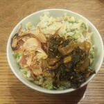 広島魁 山豊 - ラーメン屋の辛子高菜をチャーハンにのっけて食べました(2022.1月)