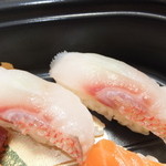 札幌市場めし　まるさん亭 - おかかせ寿司　１人前２１００円　２人前の目抜き　【　２０１２年１２月　】