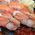 札幌市場めし　まるさん亭 - おかかせ寿司　１人前２１００円　２人前のぼたん海老　【　２０１２年１２月　】