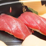 札幌市場めし　まるさん亭 - おかかせ寿司　１人前２１００円　２人前の鮪赤身　【　２０１２年１２月　】