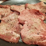 焼肉とんがらし玉 - 