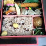 崎陽軒 - お赤飯弁当