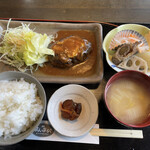 Hamburugu - ハンバーグ定食