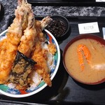 Sakanaya Shokudou Urokojuu - 車えび天丼　1600円