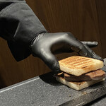 北海道焼肉 北うし - 知床和牛フィレ　ステーキサンド