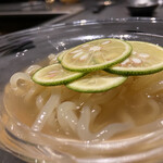 北海道焼肉 北うし - 酢橘冷麺