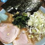 豚骨醤油ラーメン まじめ家 - 