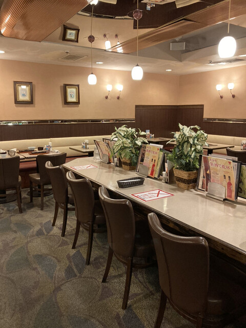 閉店】肉の万世 新宿西口店 （ニクノマンセイ） - 新宿西口/ハンバーグ