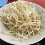 ラーメン もっけだの - ヤサイマシマシの追加ヤサイ（別皿）