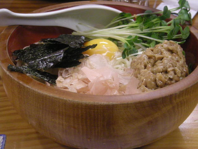 へい 出来ますものは花巻にしっぽくで 家系ラーメンみたいな花巻に驚いた By Nao Sann 利久庵 日本橋店 りきゅうあん 三越前 そば 食べログ