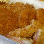 辻肉店 - コロッケ３種