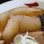 中華そば処 琴平荘 - 『メンマ中華そばおまかせ』のチャーシュー