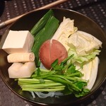 瀬里奈 - しゃぶしゃぶのお野菜です。栃木県産の椎茸、京都府産の九条ネギ、宮城県産の仙台せりといった個性的な野菜のオンパレードでした。