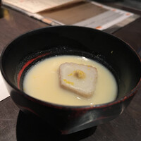 並木橋なかむら - お通しで海老芋、白味噌仕立て！レベル高っ！