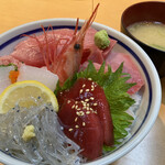 とろろ・海鮮料理 さんすい 2号店 - 