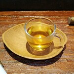 Reconnaissance - 最初のハーブティー