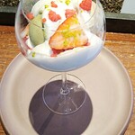 Reconnaissance - 苺パフェ