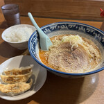 Menya Taruza - 海老味噌ラーメンセット950円