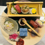 望楼NOGUCHI函館 - 津軽海峡産マグロの刺身、ブリの胡麻漬け、活アイナメの神経〆、朝捕れイカソーメン、津軽海峡産マグロ寿司