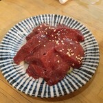 炭火焼肉ホルモン 横綱三四郎 - 