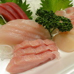 魚松 - お刺し身アップ♪