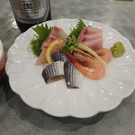 ときわ - 刺身4点盛り合わせ600円