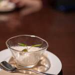 中華ダイニング 一途一心 - 2022.1 杏仁豆腐