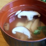 季節料理 わかめ - 出汁の味わいで具材も豊富