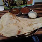 Indo Teishoku Tariya - ２色カレー定食