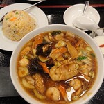 中華料理 春菜 - 五目タンメン麺・飯セット+セット限定で半チャーハン