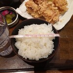 産直鮮魚とおばんざい 魚こめ屋 - 鶏の香味唐揚げ定食990円