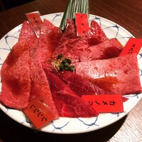 焼肉ぽんが 田町店 - 希少部位5種盛り 3278円