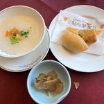 維新號 點心茶室 - お粥と揚げ点心