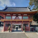 支那そば 王王軒 - 四国八十八ヶ所 2番日照山 極楽寺:山門♪