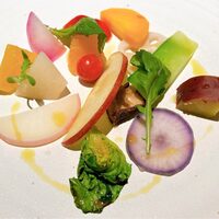 ラ・ボンヌターブル - 