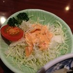 和風レストランまるまつ - 付属のサラダ