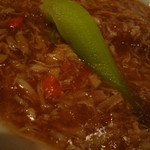 中国飯店 富麗華 - 上海蟹味噌かけフカヒレの姿煮