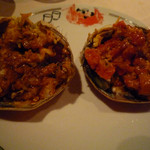 中国飯店 富麗華 - 上海蟹の蒸し物二匹（オス・メス）