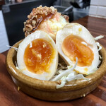 恵比寿 スタンド富士 - アンチョビ煮卵ポテサラ