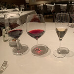 ル・マノアール・ダスティン - 同時にチビリチビリいきましょう。