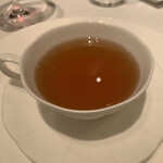 ル・マノアール・ダスティン - 山鶉のガラからとった、コンソメ