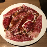 Yakiniku Izakaya Maru Ushimi-To - 